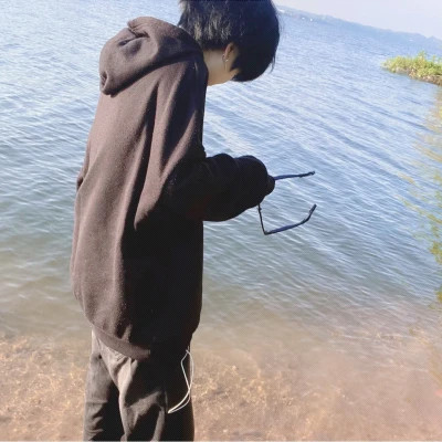 2025男生头像冷酷帅气真人