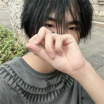 2025男生头像真人高冷霸气