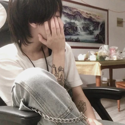 2025男生专属头像真人