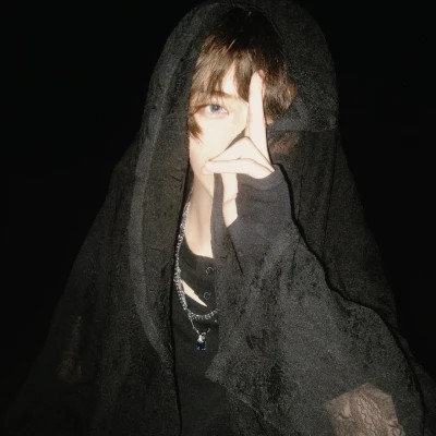 2025男生用的头像真人