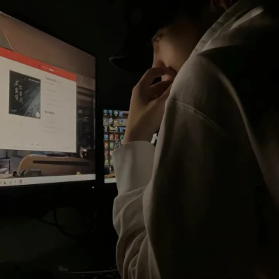 2025男生用的头像真人