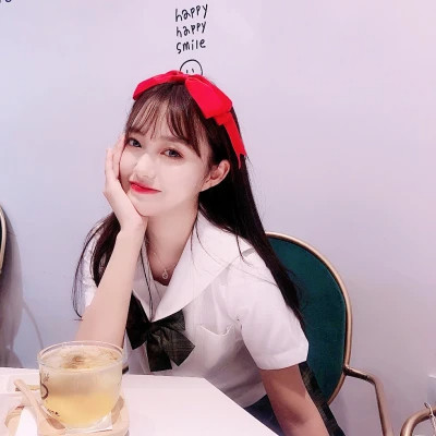 女生头像图片干净简单唯美