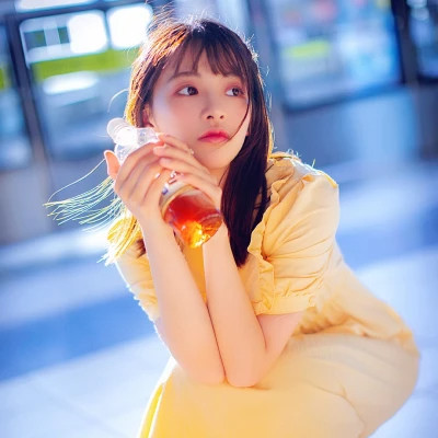 女生头像图片干净简单唯美