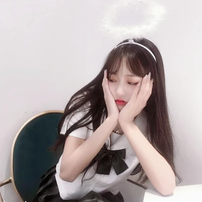 女生头像图片干净简单唯美