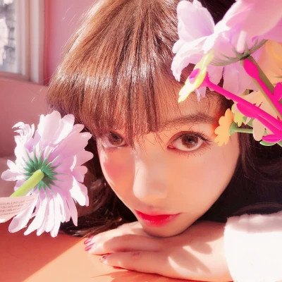 头像女生唯美简单清新干净