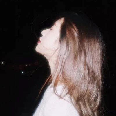 头像女生唯美简单清新干净