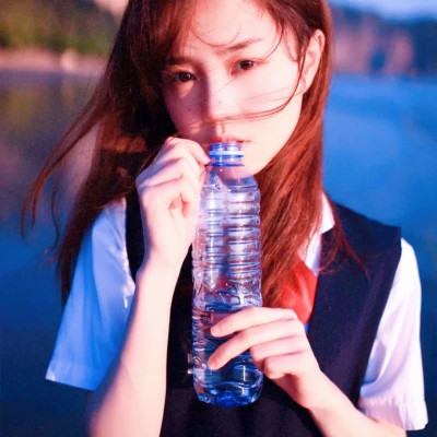 头像女生唯美简单清新干净