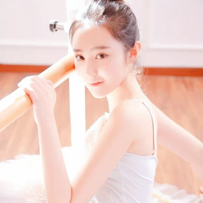 头像女生唯美简单清新干净