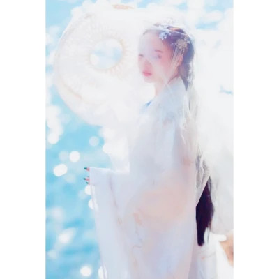 头像女生唯美简单清新干净