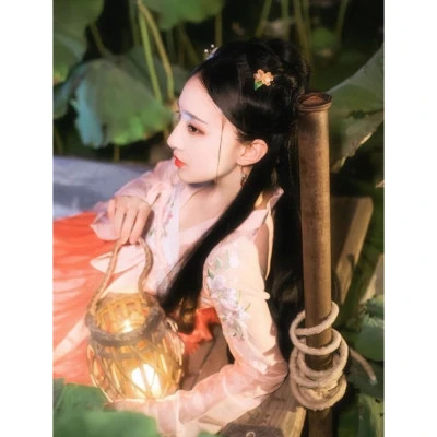头像女生唯美简单清新干净