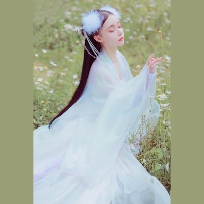 头像女生唯美简单清新干净