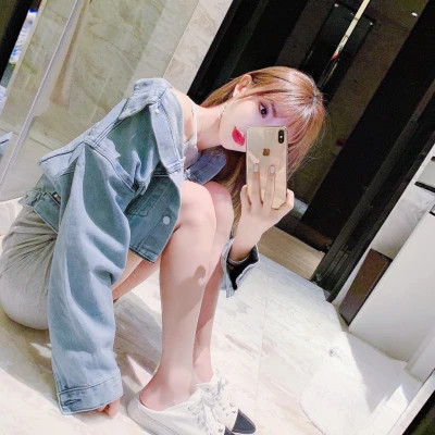 可以看到女生所有部位的头像