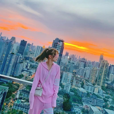 头像微信2025年女生时尚图片