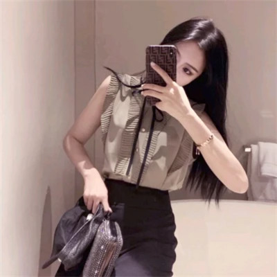 2025年女生专用头像图片