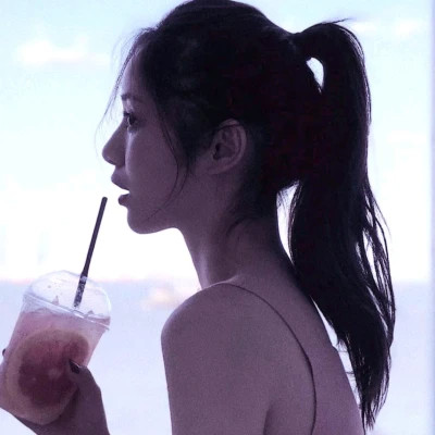 2025年女生专用头像图片