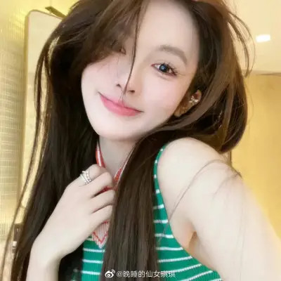 头像2025最新款女头真人