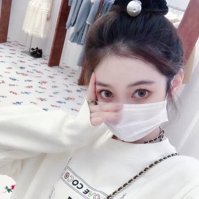 女头真人2025网红爆款