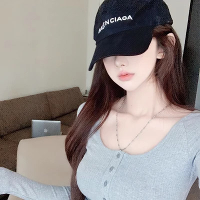 女头真人2025网红爆款