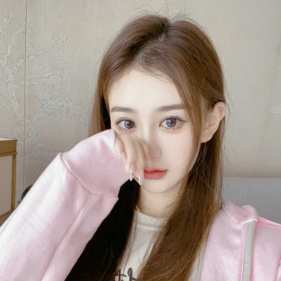 女头真人2025网红爆款