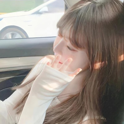 2025年头像女简单