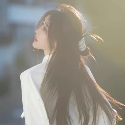 2025年头像女的图片