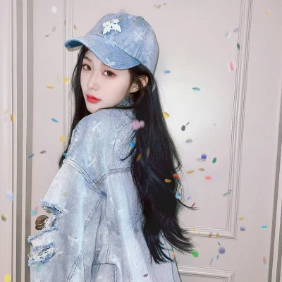 2025头像女微信真人漂亮图片