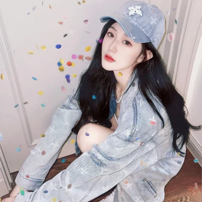 2025头像女微信真人漂亮图片