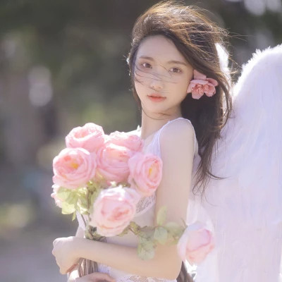 2025头像女微信真人漂亮图片