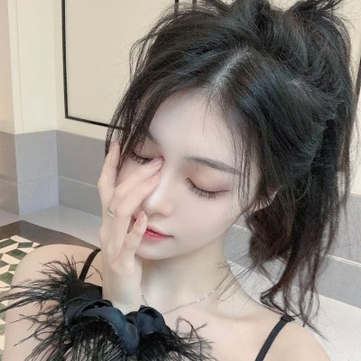 2025头像女微信真人漂亮图片