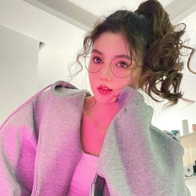2025年很潮真人女头