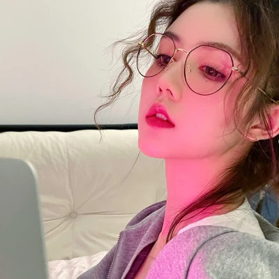 2025年很潮真人女头
