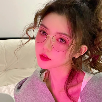 2025年很潮真人女头