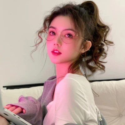 2025年很潮真人女头