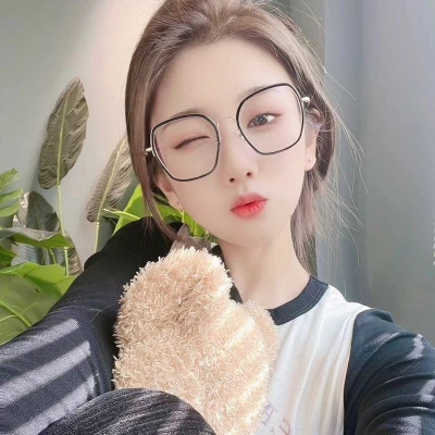 2025年很潮真人女头