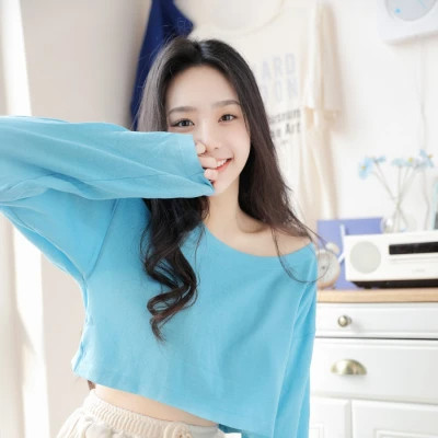 2025真人超火女头