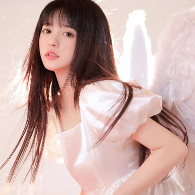 2025年真人女头