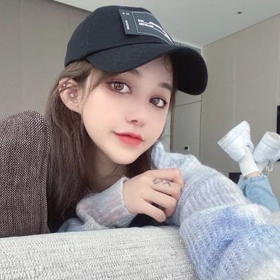 2025年真人女头
