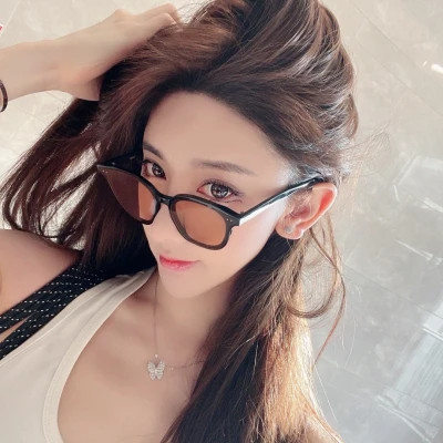 2025年真人女头