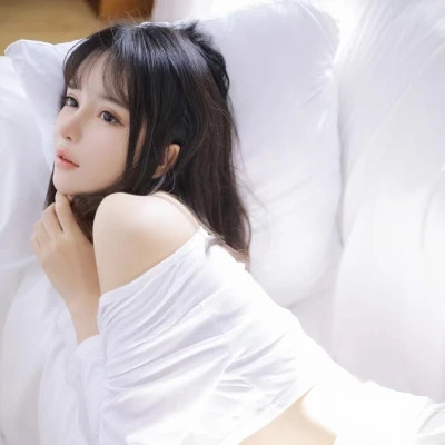 2025年真人女头
