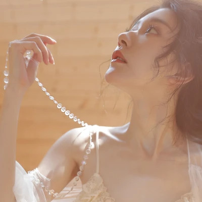2025超火女头