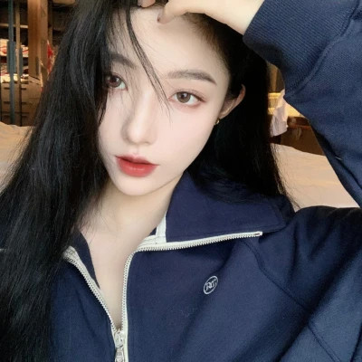 2025超火女头