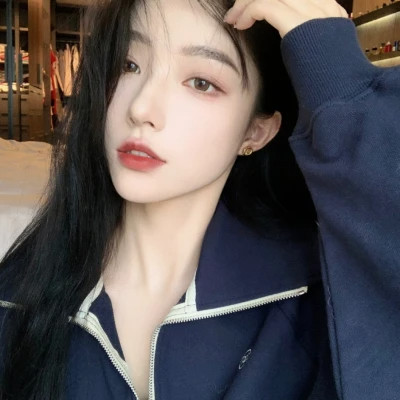 2025超火女头