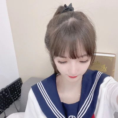 2025超火女头
