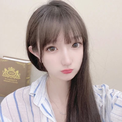 2025超火女头