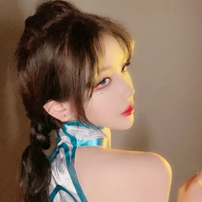 2025真人女头高清