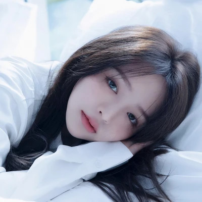 2025真人女头高清