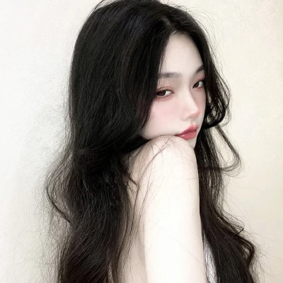 青春靓丽的女生头像图片