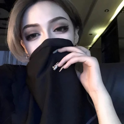 青春的头像女生真人漂亮