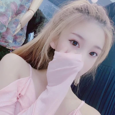 青春的头像女生真人漂亮