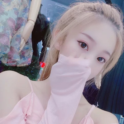 青春的头像女生真人漂亮